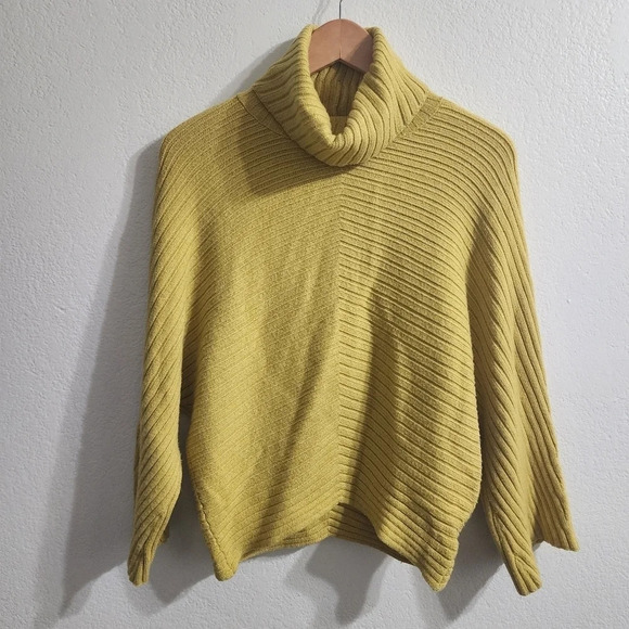 ANTHROPOLOGIE MOTH Tisbury Turtleneck Sweater Yellow Size XS - Picture 2 of 11